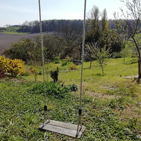Des Bois Du Charme Chalais (Charente)