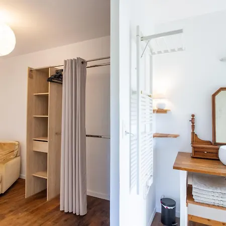 Des Bois Du Charme Chalais (Charente)